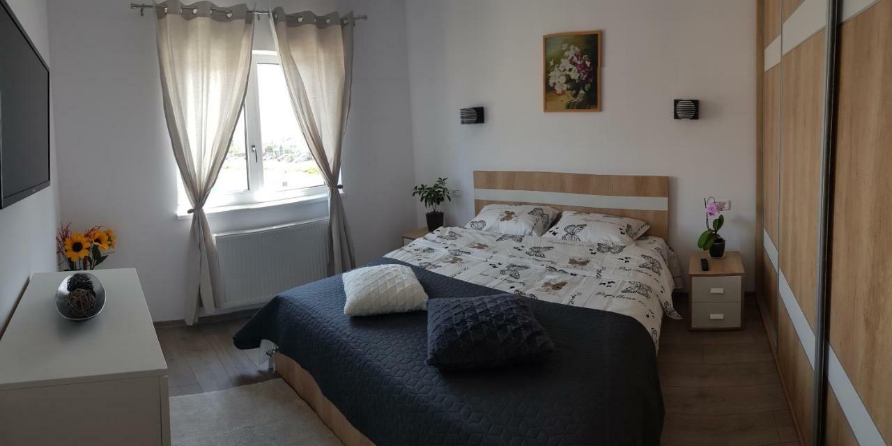 Apartament Karina Năvodari Екстериор снимка