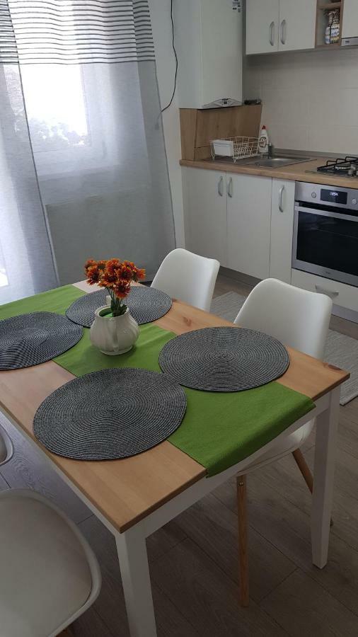 Apartament Karina Năvodari Екстериор снимка